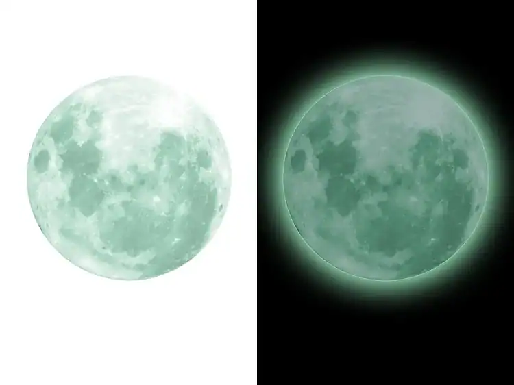 1. Lună fosforescentă pentru camera copiilor, decor și joc educativ.