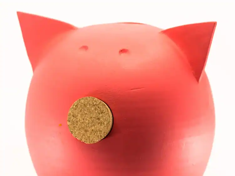 Cutie de economisire porcușor, ideală pentru joacă și păstrare bani pentru copii.