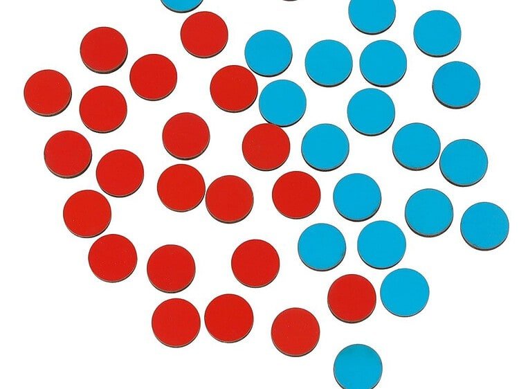 Palete de jocuri pentru copii, set de discuri colorate pentru activități distractive.