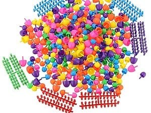 Jucării pentru copii, piese de construit din plastic colorat, set educațional pentru bebeluși și copii mici.