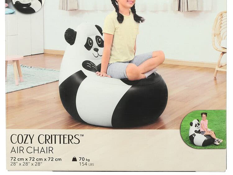 Panda de pluș pentru camera copiilor, canapea de joacă confortabilă și distractivă.