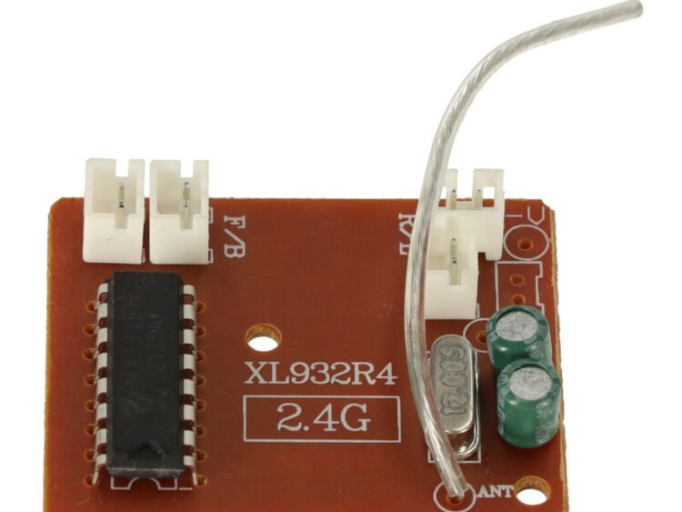 1. Modul electronic 2.4G pentru jucării, telecomenzi și proiecte DIY.