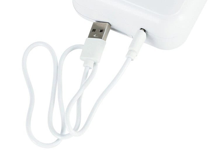 1. Cablu de Încărcare USB pentru Jucării Casuta Jucariilor.