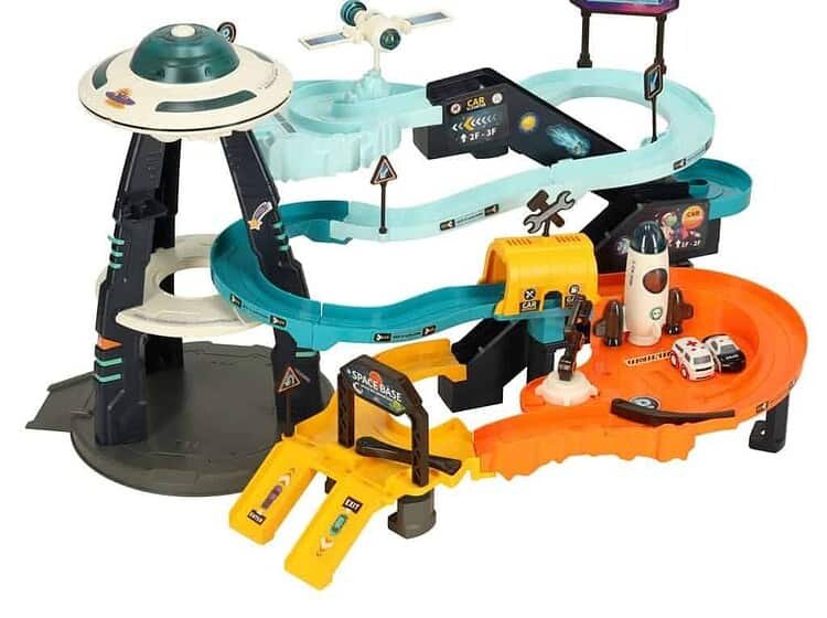 Urs de jucarie pentru copii cu traseu spatial și mașuțe.