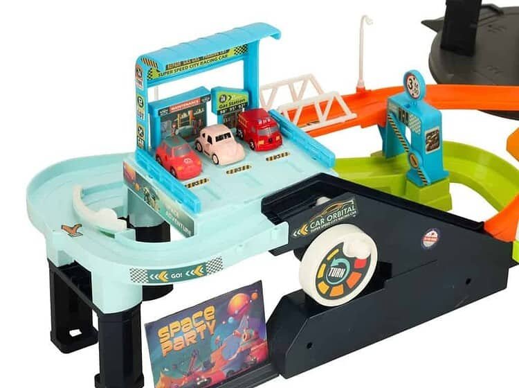 Jucărie puzzle cu mașini și circuit de curse pentru copii, perfect pentru joacă și dezvoltare.