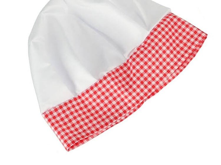 Prințese de păpuși din lemn pentru joacă creativă și educativă în grădiniță.