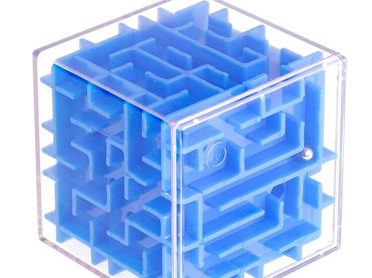 3D cub puzzle puzzle labirint joc arcade - Acest joc arcade 3D în formă de cub este un joc aparent ușor