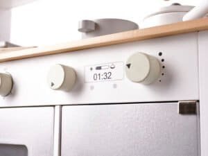 1. Jucării pentru copii, casuță jucării, mobilier pentru camera copiilor, decor pentru camera.