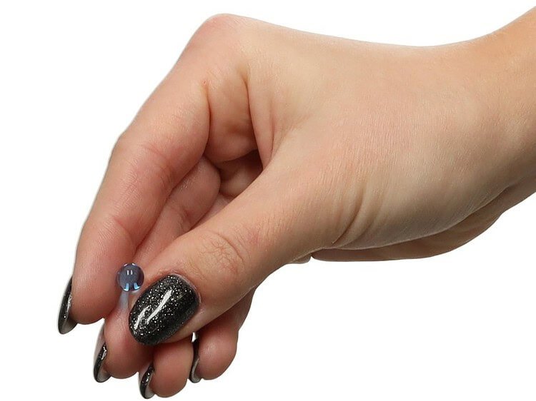 Breloc sort cu cristale sclipitoare pentru jucării din lemn sau accesorii pentru copii.