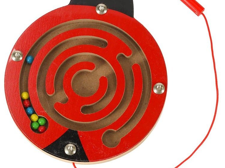 concentrarea și dexteritatea. O jucărie ideală pentru călătorii. Wymiary:14