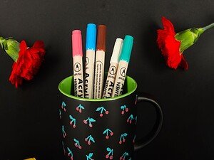 1. Markere pentru desen și colorat, set de creioane și pixuri colorate pentru copii și adulți.