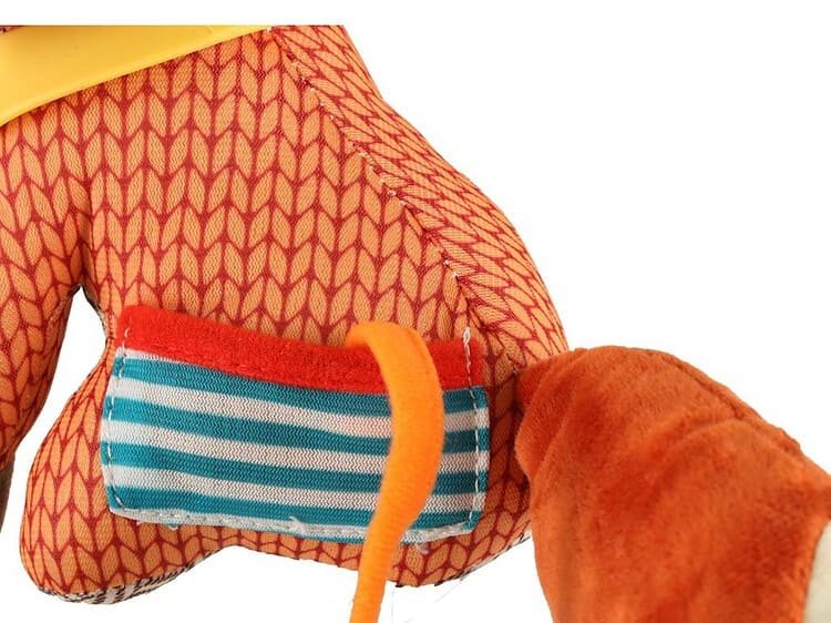 Oglinda cu jucării pentru copii, atrăgătoare și sigură, perfectă pentru camera micuțului.