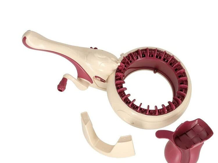 Jucarie pentru construit cu forma de scoala, asamblare si dezasamblare pentru copii mici.