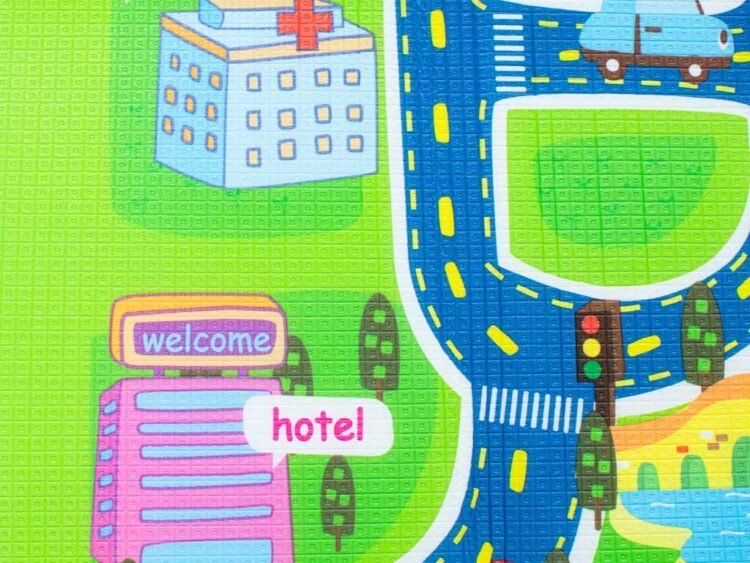 Hospital jucarie, drumul pelerinului, drum jucarie, hotel si welcome pe covor cu joc pentru copii.