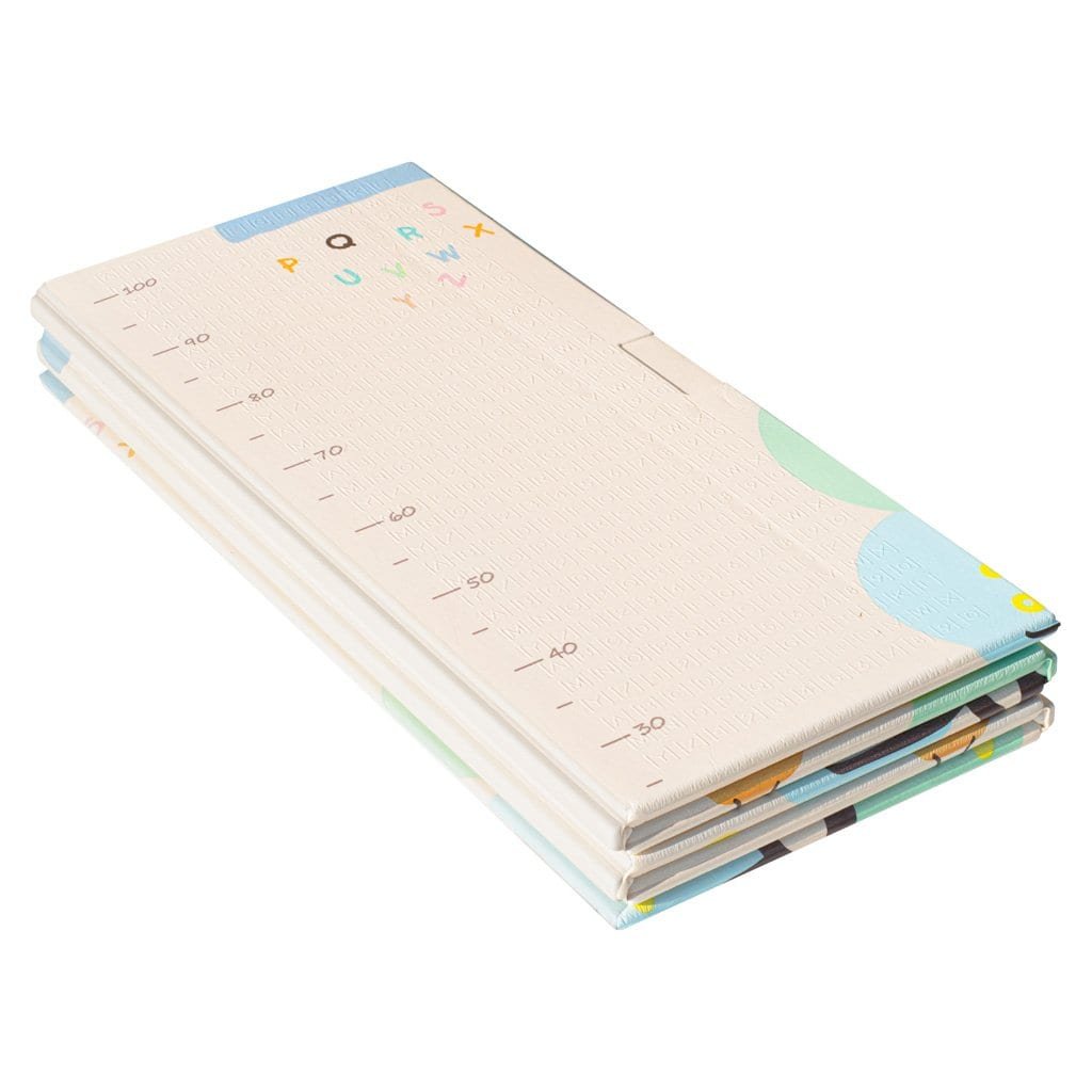 0alt text: Cărți de dezvoltare pentru copii cu design jucăuș, mulți culori pastelate, ideal pentru joacă și creștere.