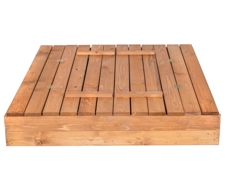 Jucarie pentru copii, casuta din lemn, jucarie de exterior pentru gradina si joaca în aer liber.