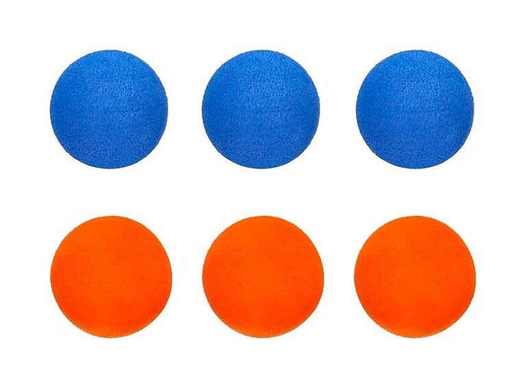 Bile colorate de cerculete din burete pentru joacă și activități educative.