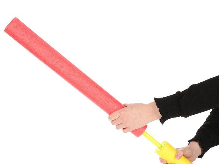 Oglinda gonflabilă pentru joacă, senzație de vară și distractie pentru copii.