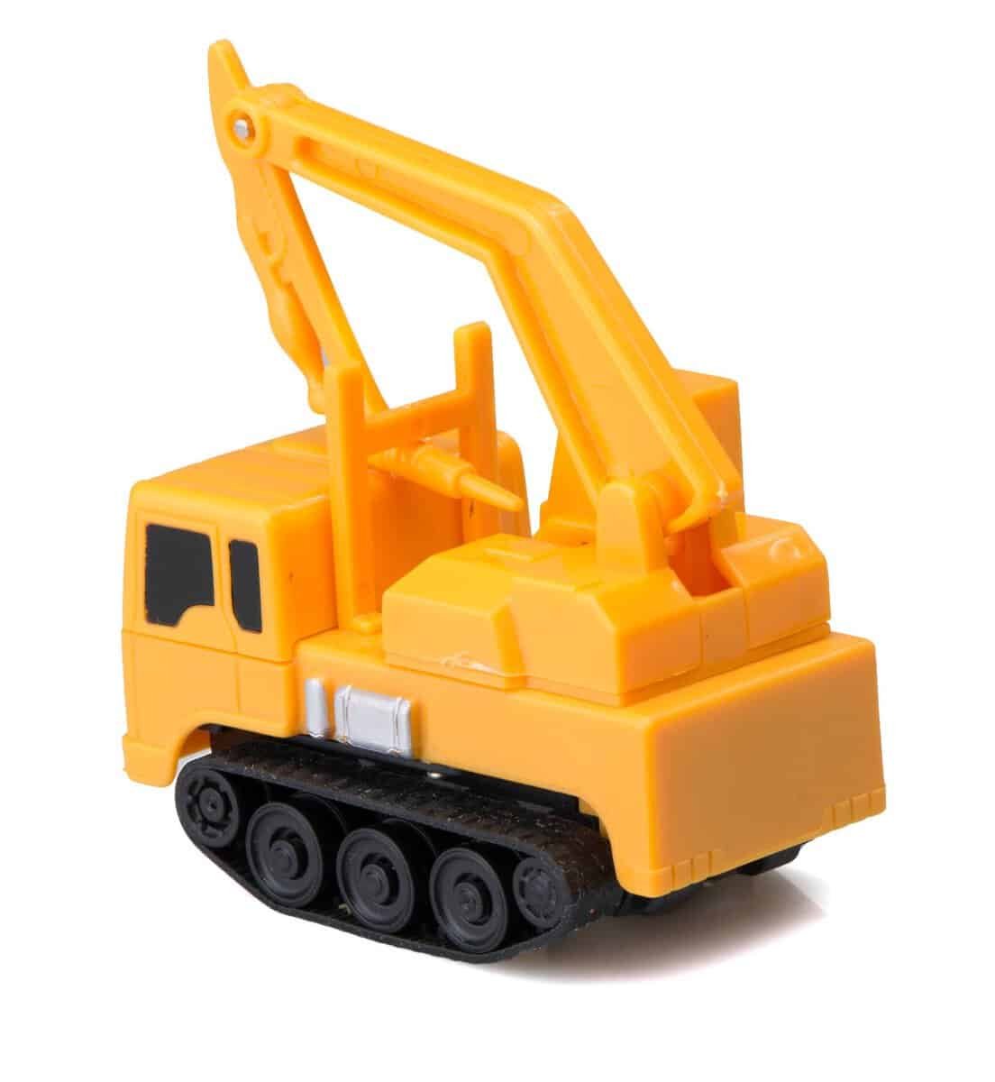 Jucarie excavator de constructii pentru copii, plastice, galbene, cu piese detasabile.