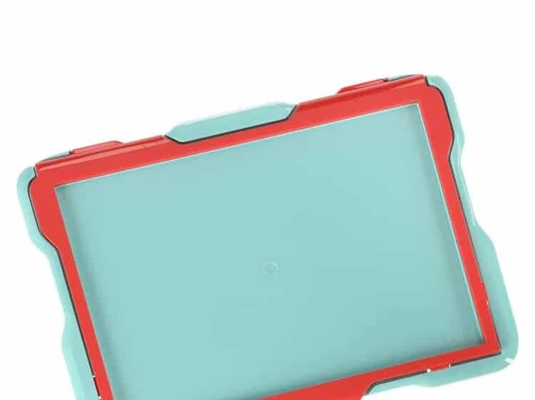 Cutie pentru depozitare jucării pentru copii, culoare turqoise și roșu, perfectă pentru camera micuților.