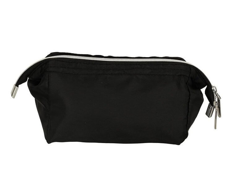 Geantă neagră pentru accesorii, stil urban, durabilă și funcțională, perfectă pentru ziua ta.