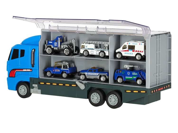 modelate după vehicule reale implicate în operațiuni de poliție. Dimensiunile autocamionului: 36x15x10cm