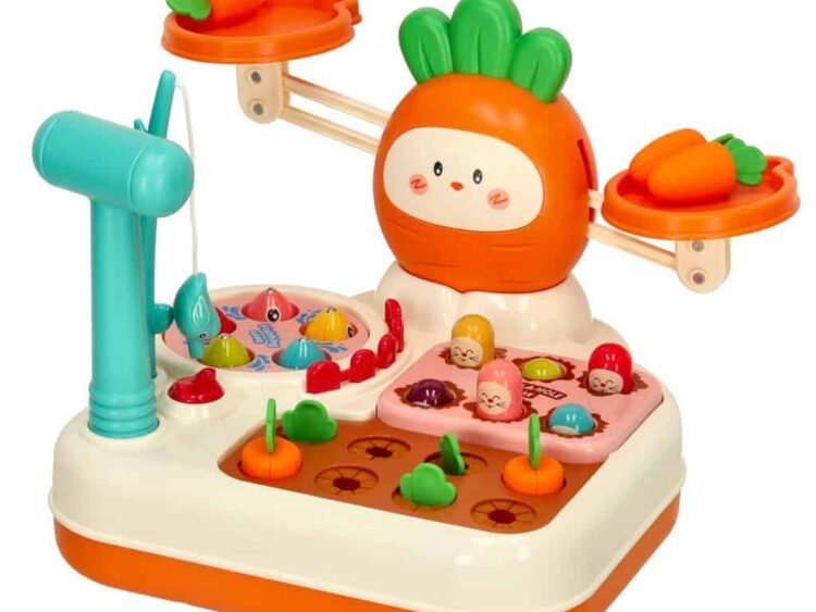 Jucărie interactivă pentru copii, Teren de joacă cu legume și animale din plastic, educație și distracție în același timp.