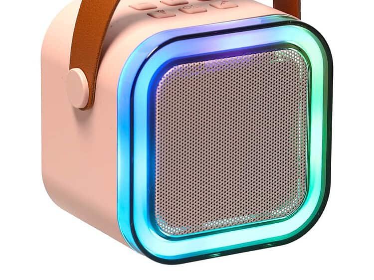Portabilă boxe wireless roz cu lumini de RGB pentru copii, perfectă pentru petreceri și jocuri în aer liber.