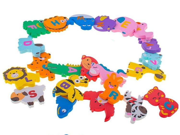Jucării din lemn cu animale și litere pentru copii, set educativ și distractiv.