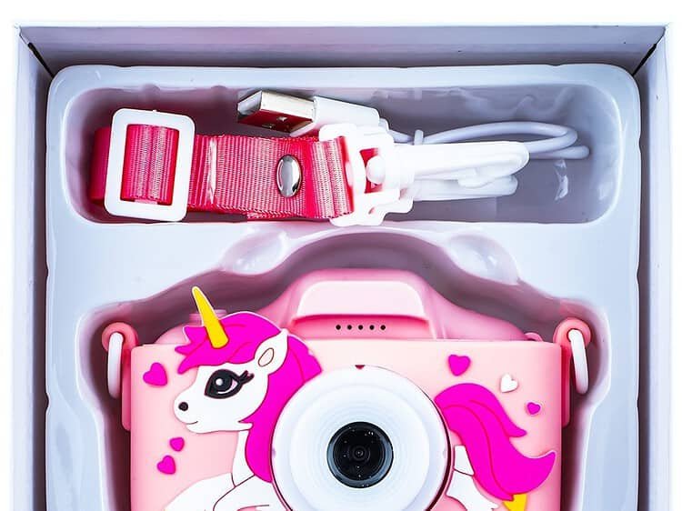 Unicorn - - Setul contine: 1 aparat foto digital