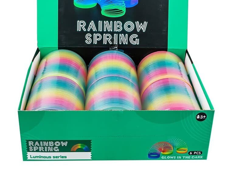 iar cand loveste un obiect isi schimba directia.