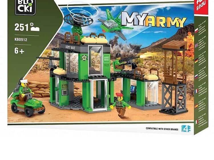 - Setul contine 271 de elemente de constructie.