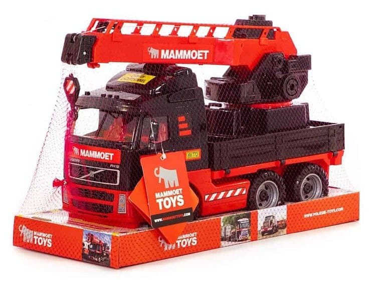 cu ajutorul manerelor rotative. Bratul macaralei se ridica la 45° si se extinde. Cablul de 50 cm