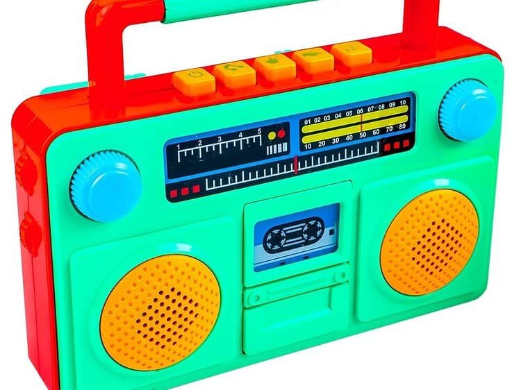 6 buc/set - - Pachetul contine 6 radiocasetoafoane cu lumina si muzica. Pretul afisat este pentru un set.