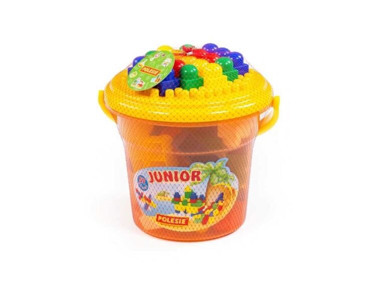 - Cuburile sunt ambalate in galetusa prevazuta cu capac