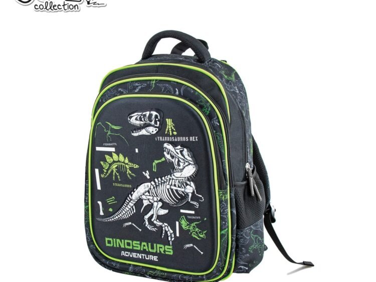 38x35x20 cm - S-COOL - - Ghiozdanul 3D DINOSAURS are un compartiment principal cu doua separatoare