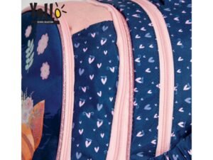 Rucsac de școală pentru copii cu imprimeu inimioare roz și albastre, ideal pentru grădiniță și școală.