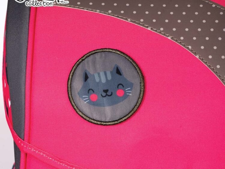 buzunar frontal termoizolat pe partea din fata