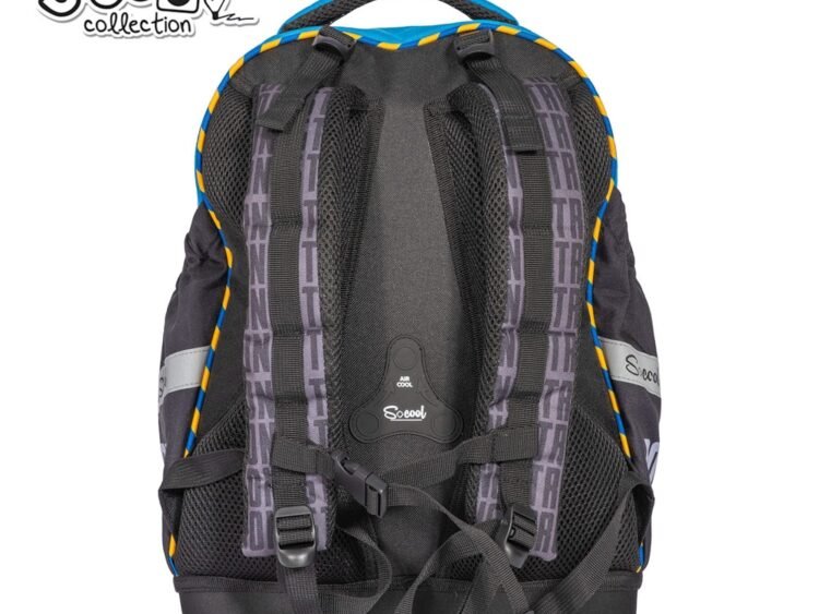 cel frontal fiind echipat cu organizator si suport pentru chei