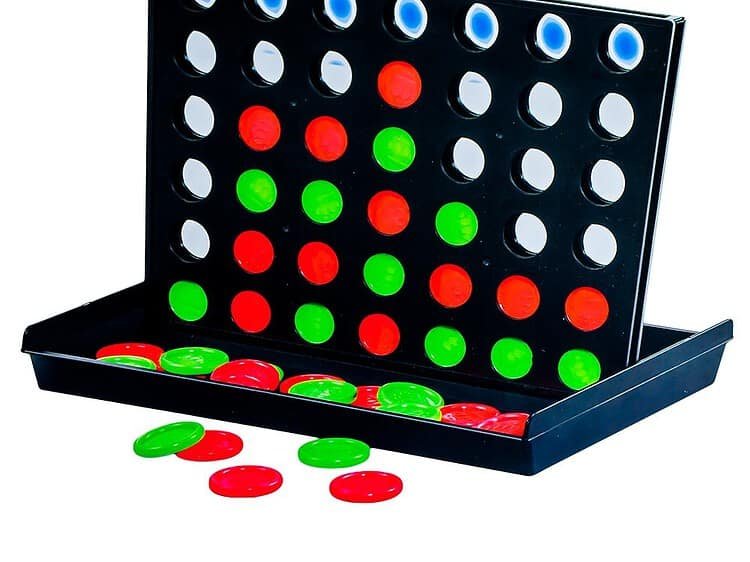 21 pioni rosii si 21 pioni verzi.