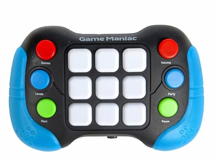 9 taste de joc si 6 butoane functionale.