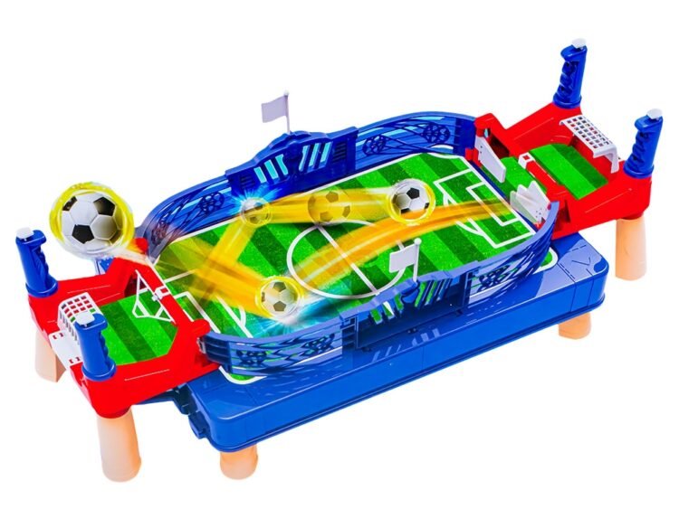 1 coala cu autocolante si 2 mingi de fotbal pentru a putea avea parte de partide antrenante de fotbal.