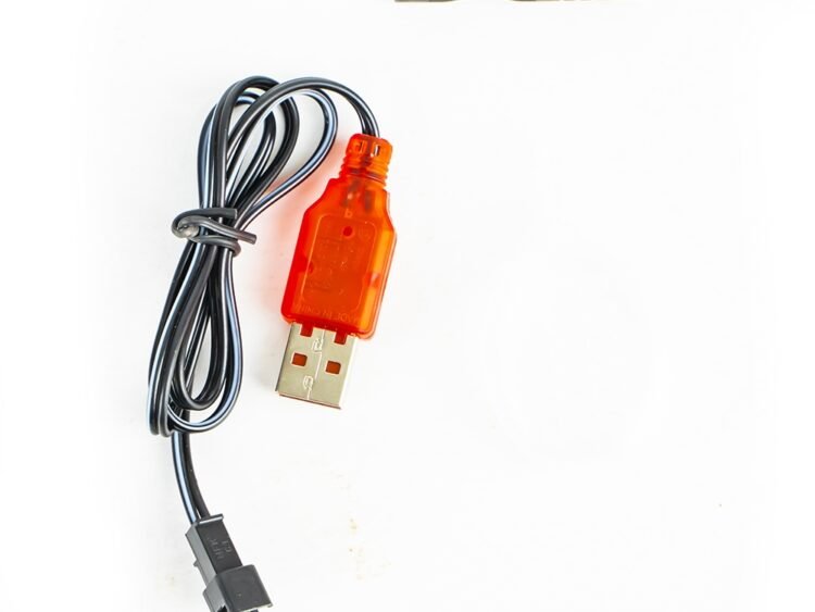 - masina de teren cu telecomanda