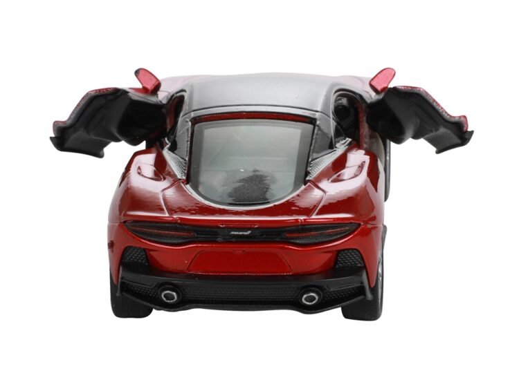 - Pretul afisat este pentru o masina.