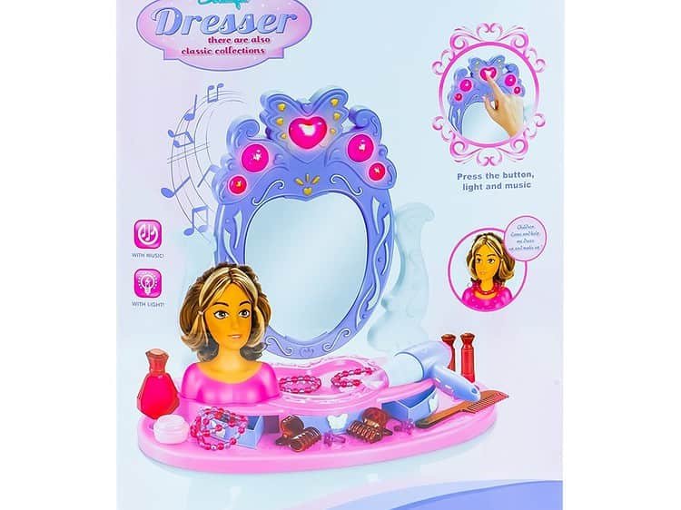 - Oglinda cu organizator se asambleaza din 4 piese.