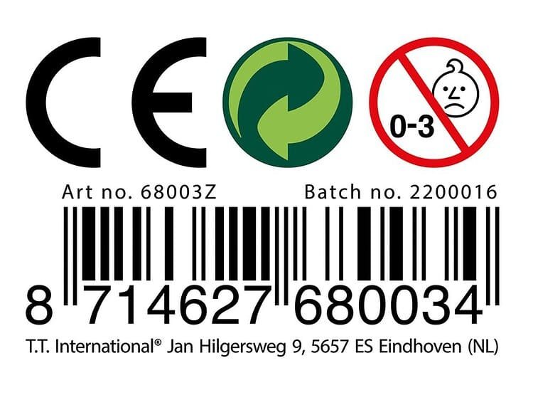 - Jucaria este fabricata din plastic.