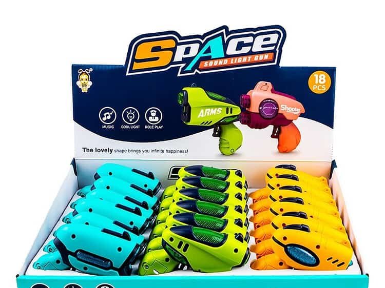 - Fiecare pistol are efecte sonore si lumini intermitente