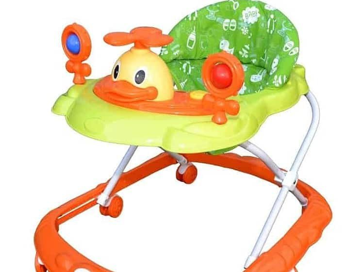 Ratusca cu elice - Premergator cu jucarii