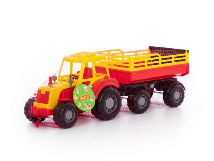 - Cabina tractorului este spatioasa.