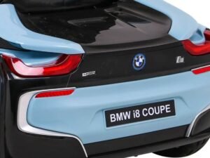 Jucarie auto BMW i8 COUPE pentru copii din plastic si lemn, realista si sigura pentru joaca.